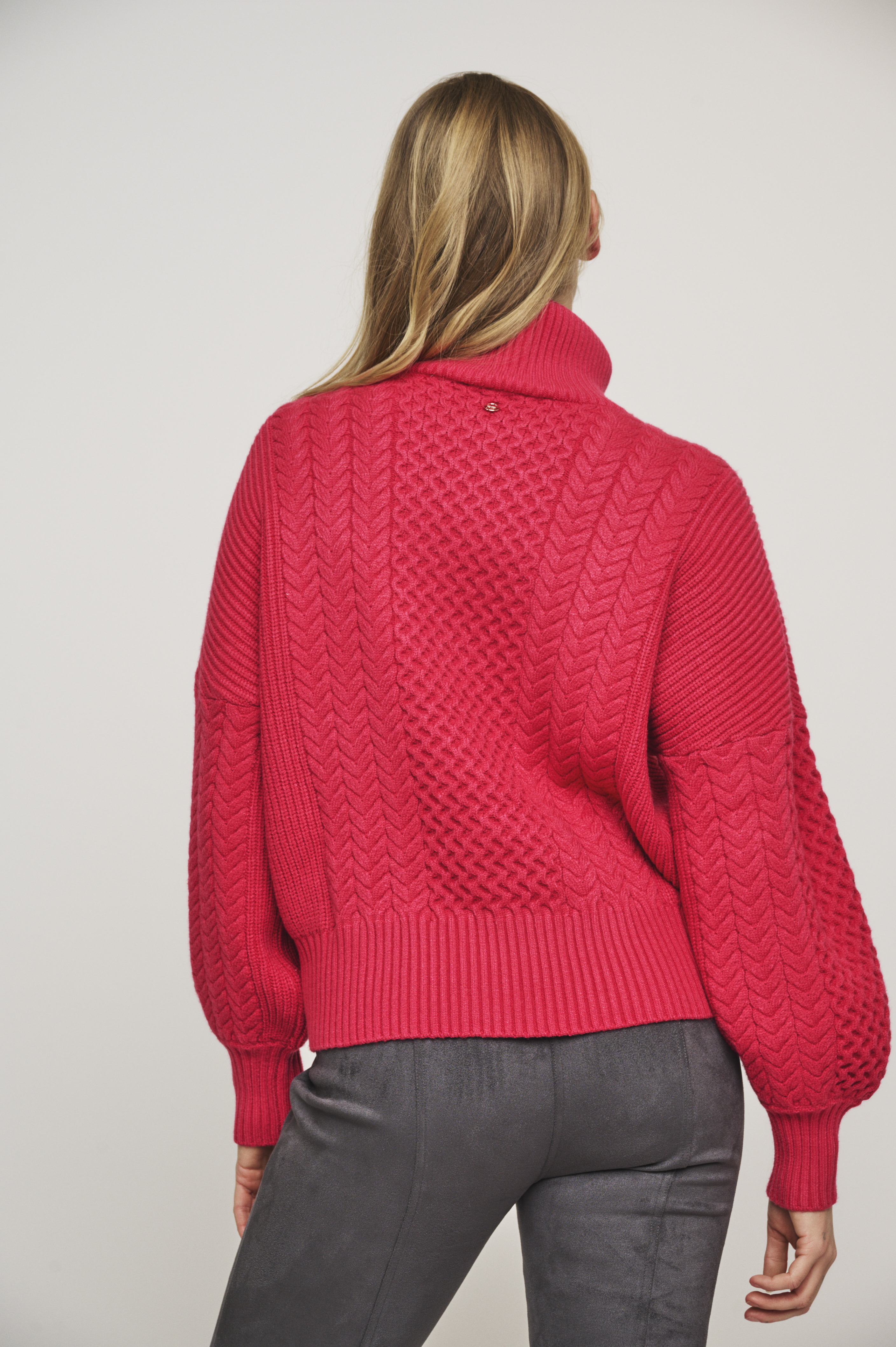 Kairi Pullover