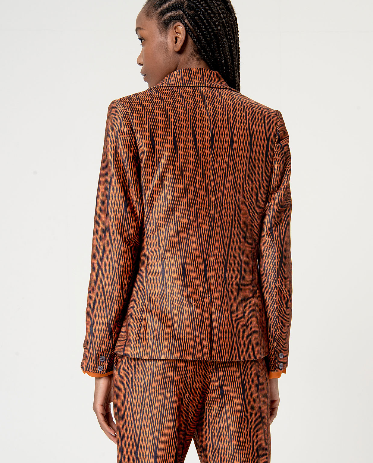 SURKANA elastischer Satinblazer