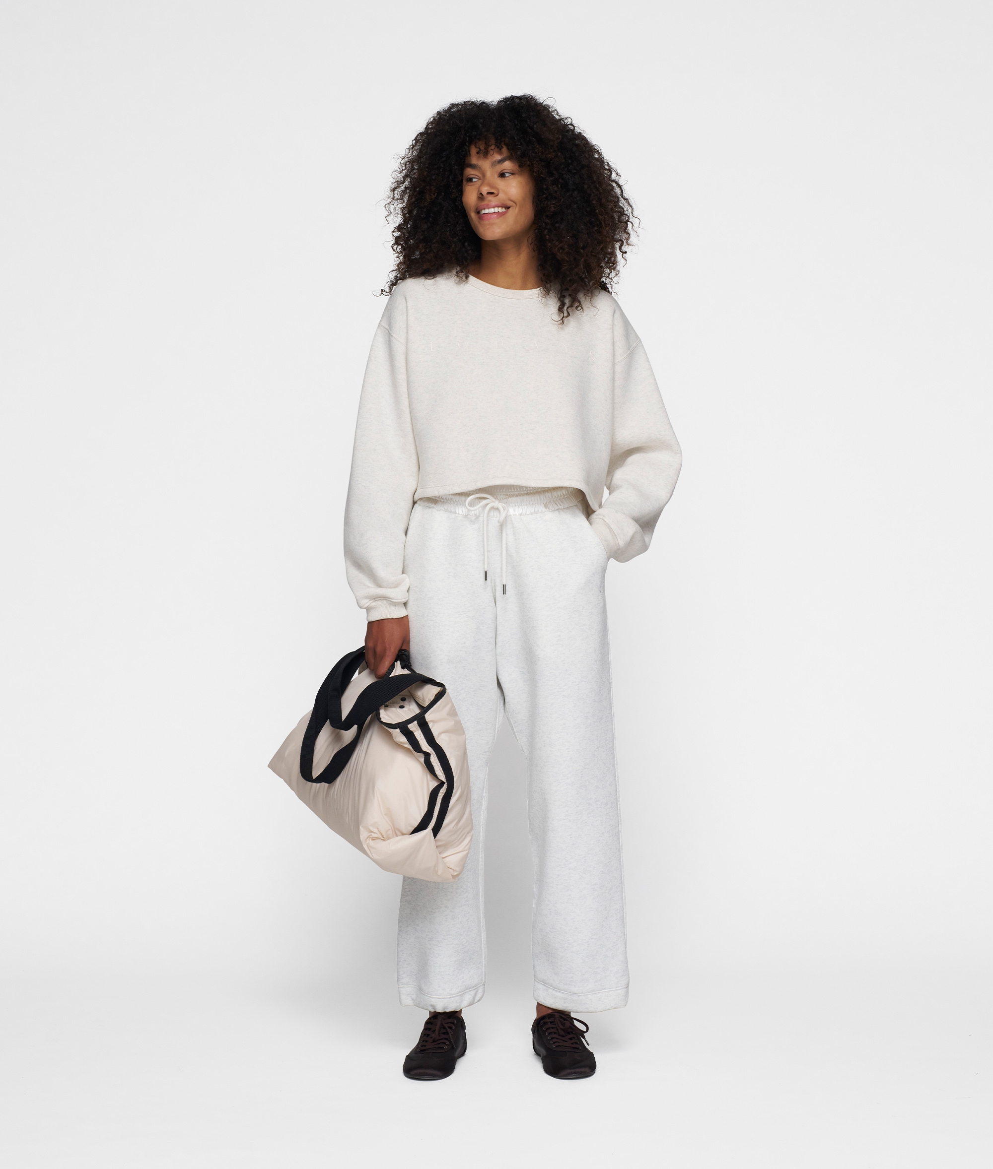 Medium Shopper