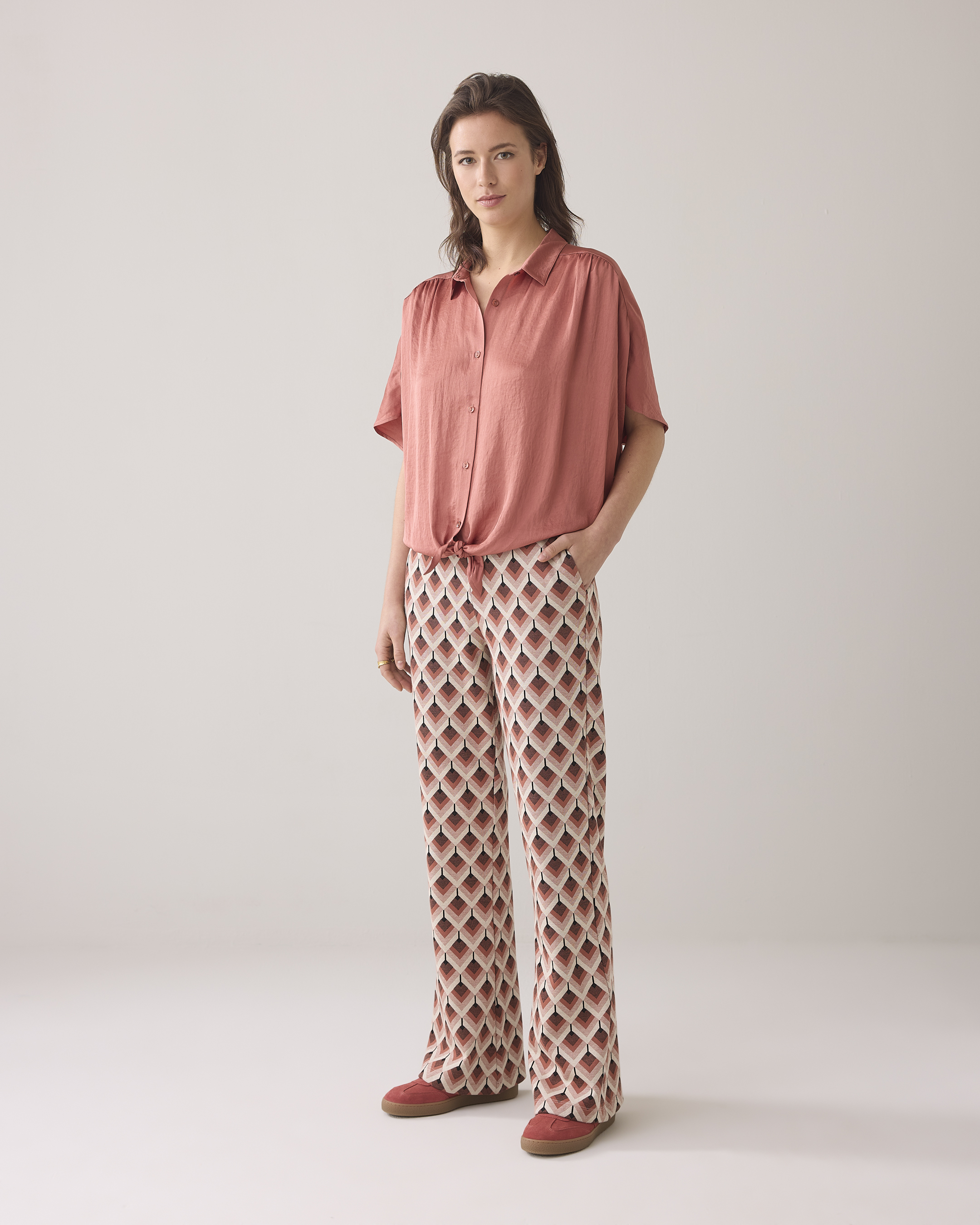 Bluse mit Schleifendetail