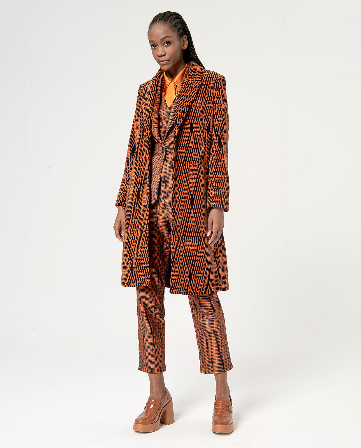 SURKANA elastischer Satinblazer