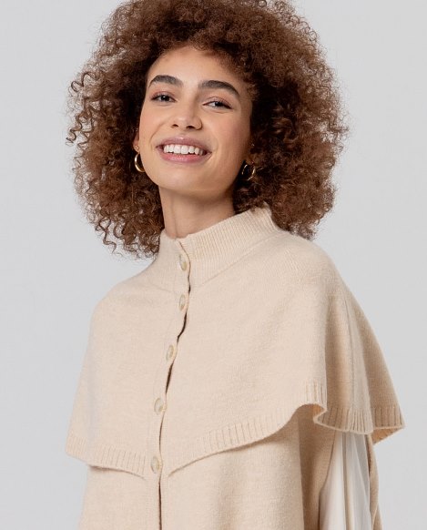 Strickcape