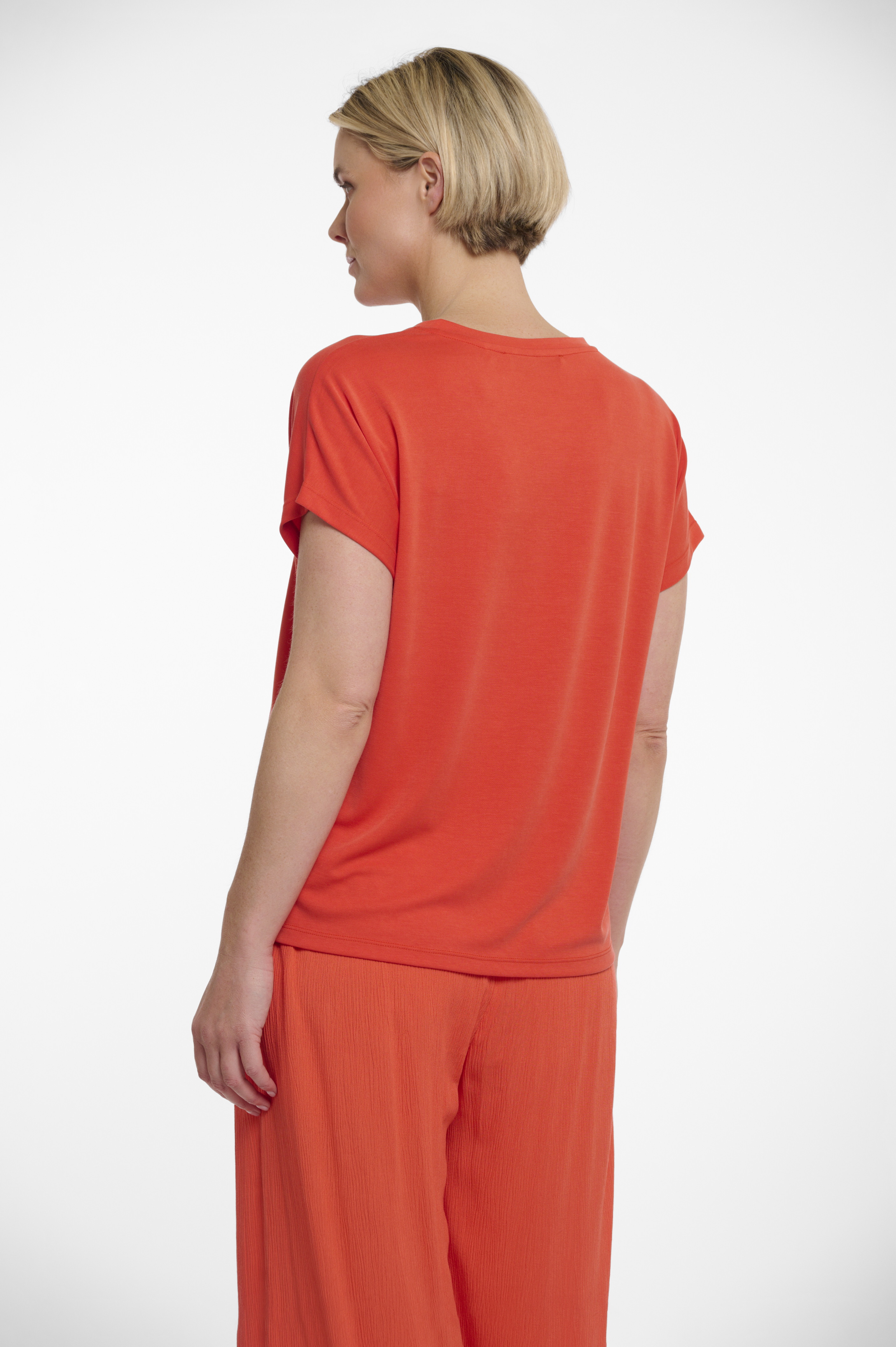 Jezzie Top