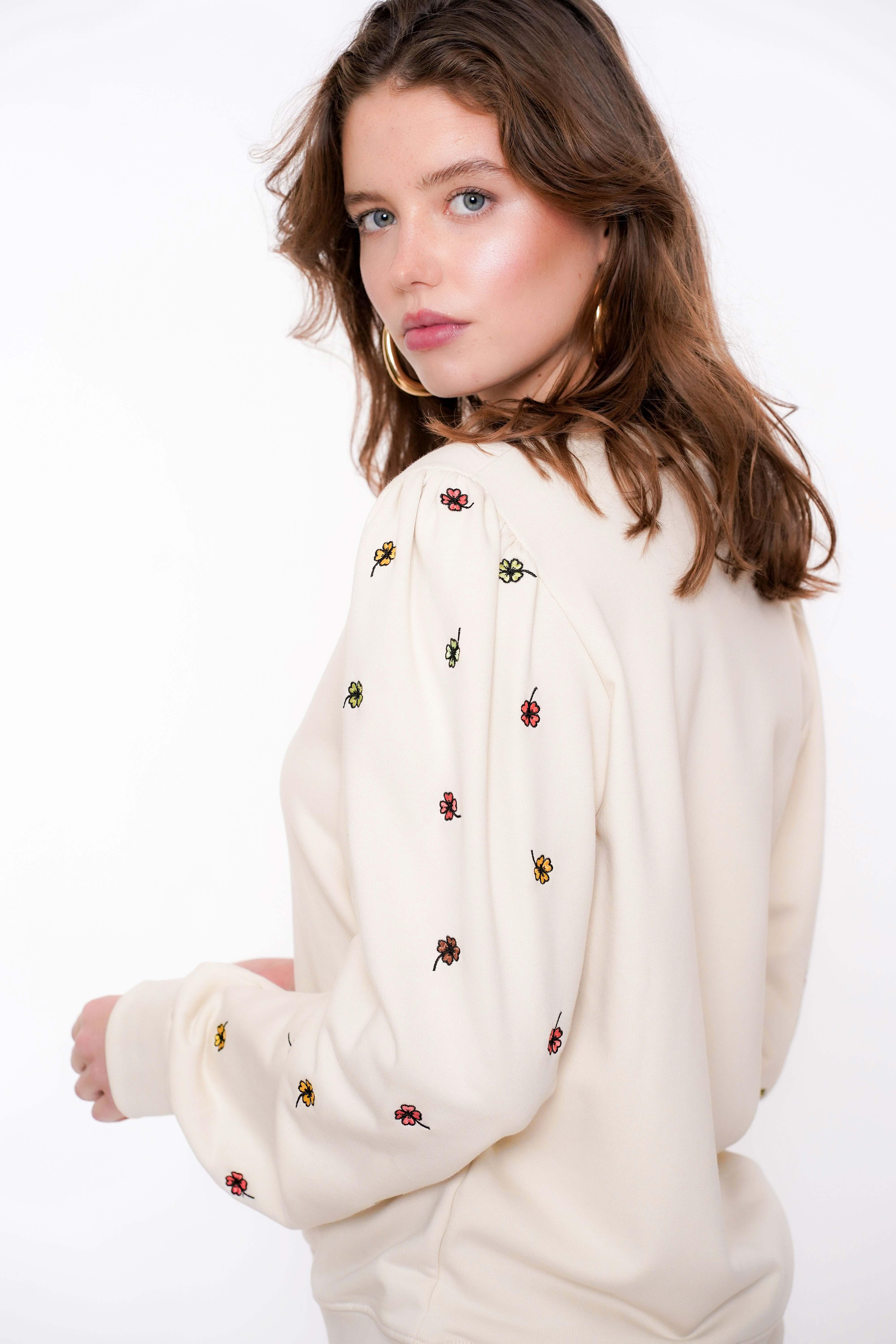 GEISHA Sweatshirt mit Kleeblattstickerei