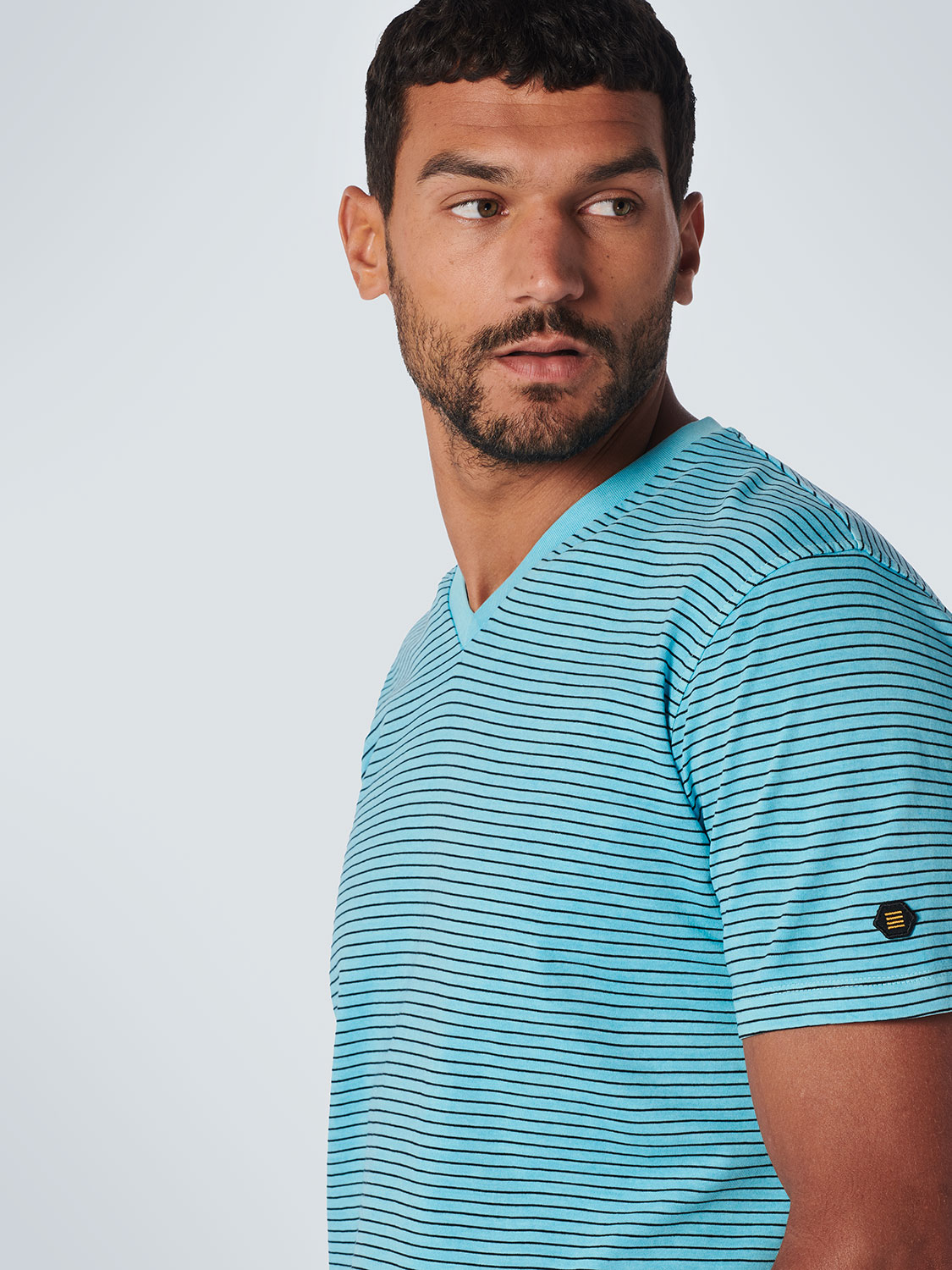 T-Shirt V-Ausschnitt