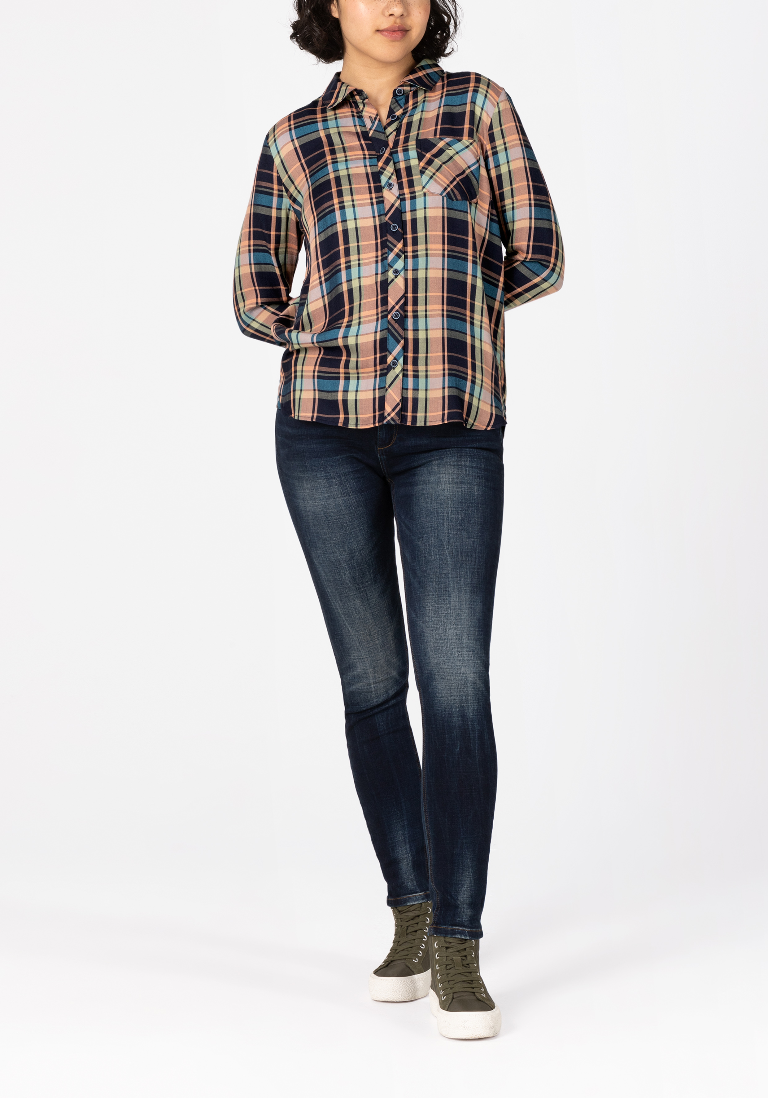 Boyfriend Fit Blouse