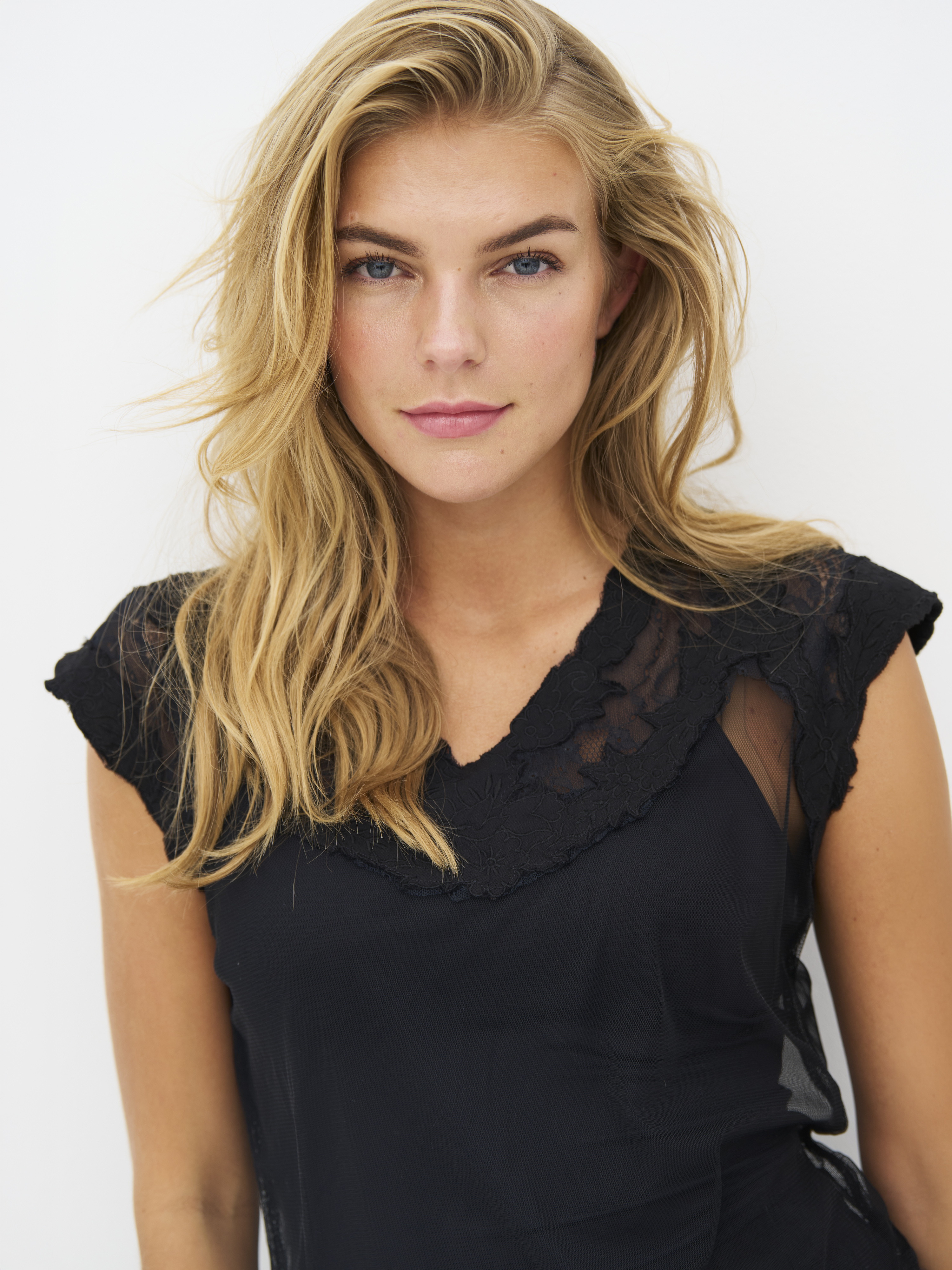 Eboni Top