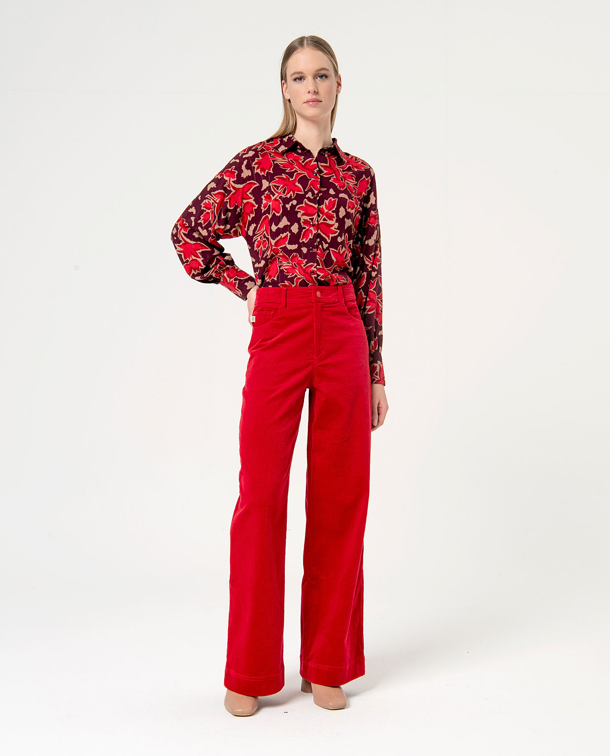 SURKANA Cordhose mit weitem Bein 