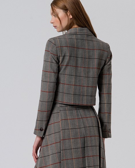 Kurzer Blazer mit Karomuster 