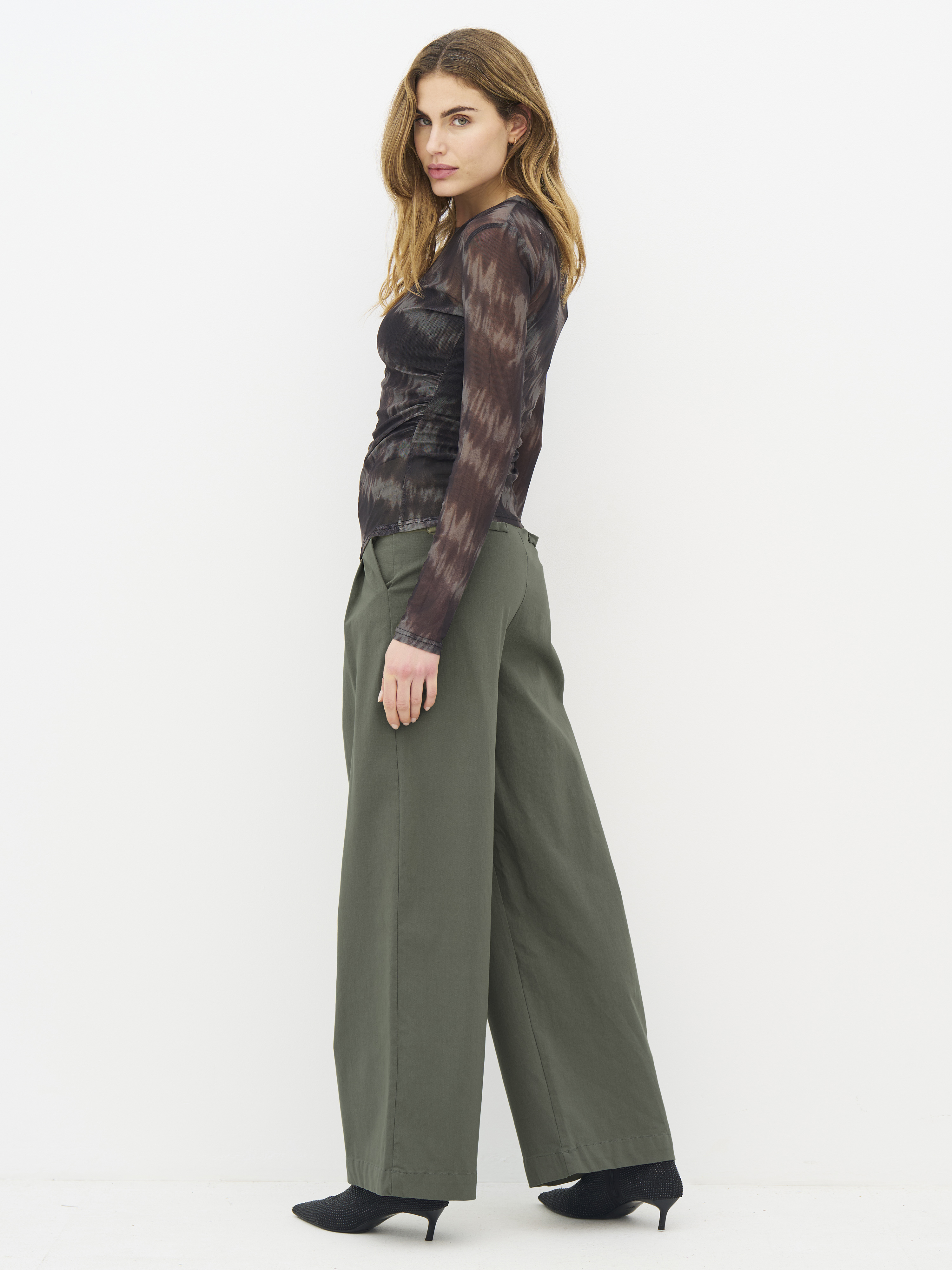 Ebelle Hose
